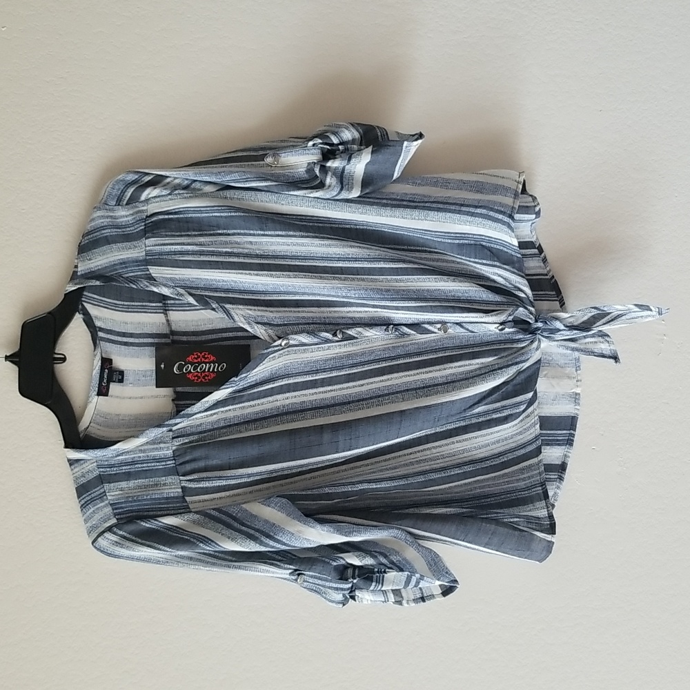 WOMEN'S TOP, New Condition, Size M